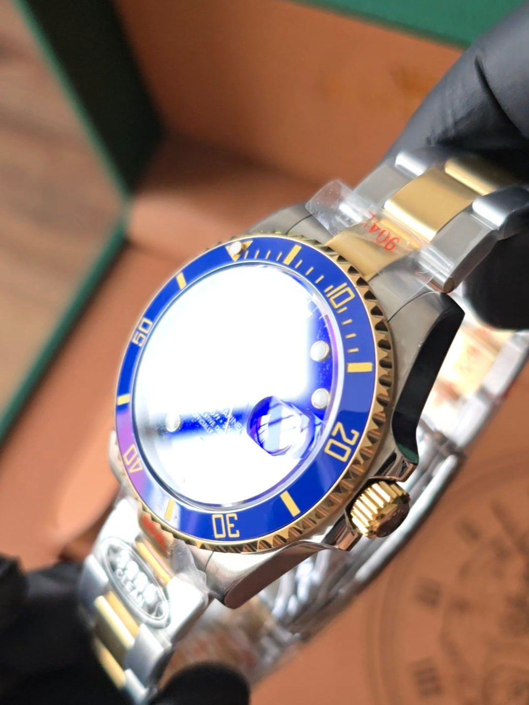Rolex Submariner Blue & Gold Automatic Stainless Steel | Chronivo Luxe