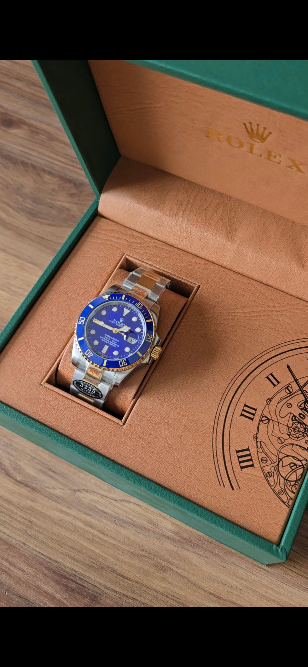 Rolex Submariner Blue & Gold Automatic Stainless Steel | Chronivo Luxe